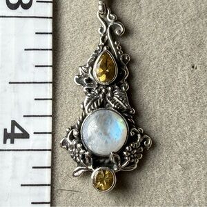 925 Sterling Silver citrine and moonstone pendant